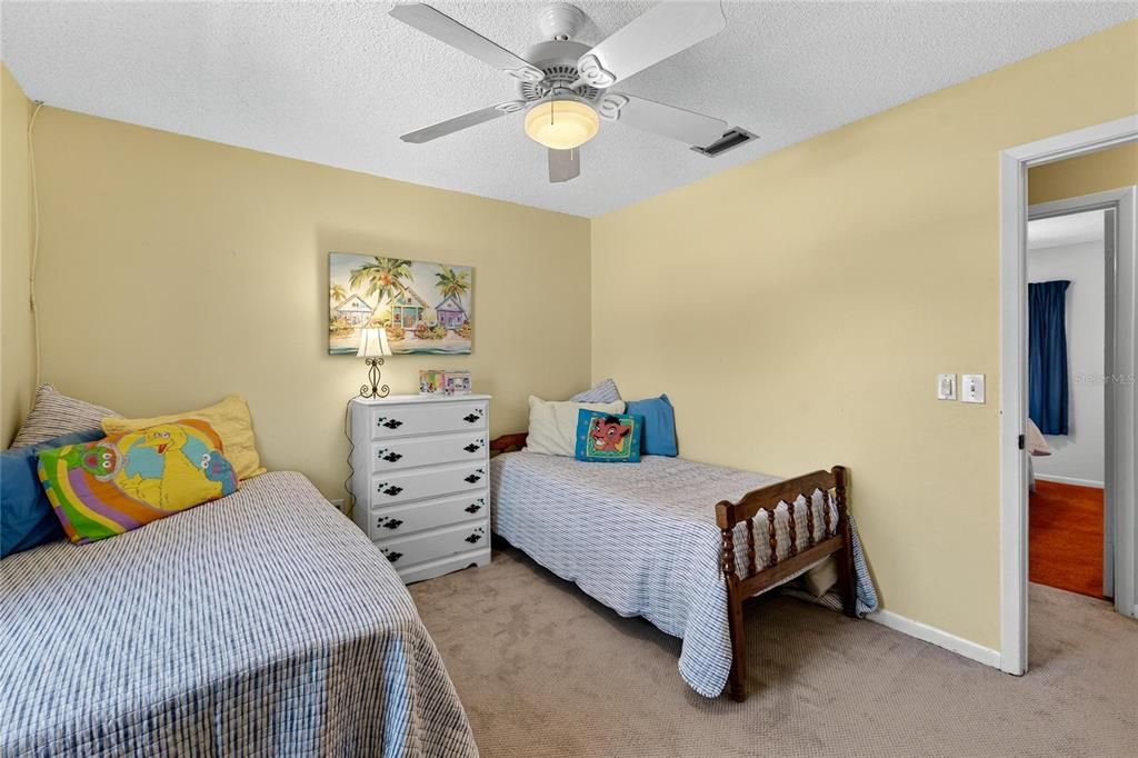 Active With Contract: $375,000 (4 beds, 2 baths, 1719 Square Feet)