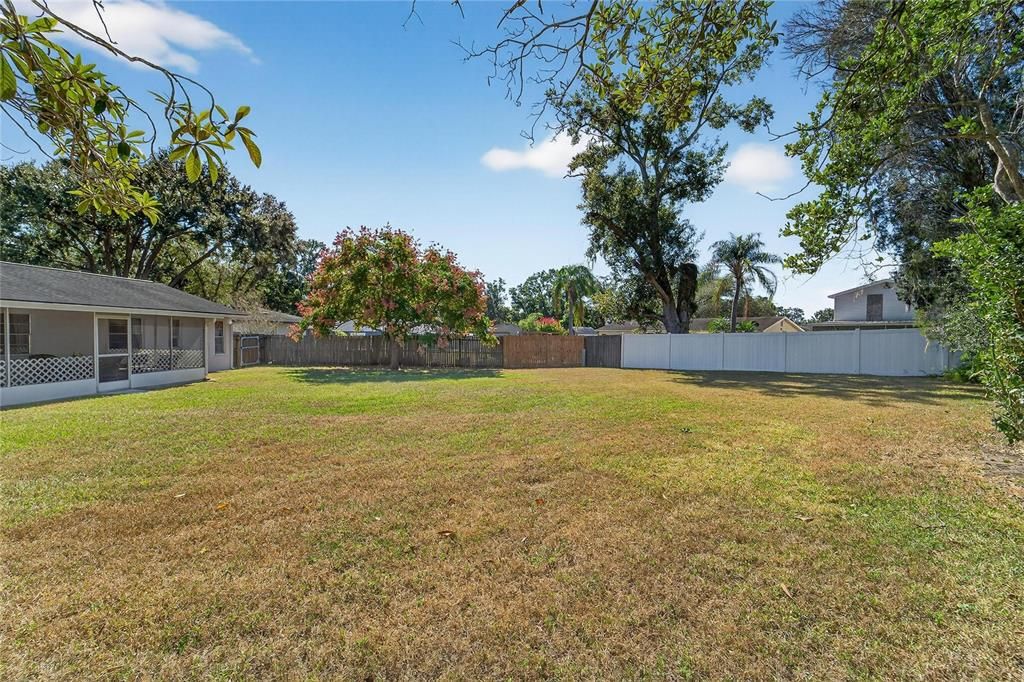 Active With Contract: $375,000 (4 beds, 2 baths, 1719 Square Feet)