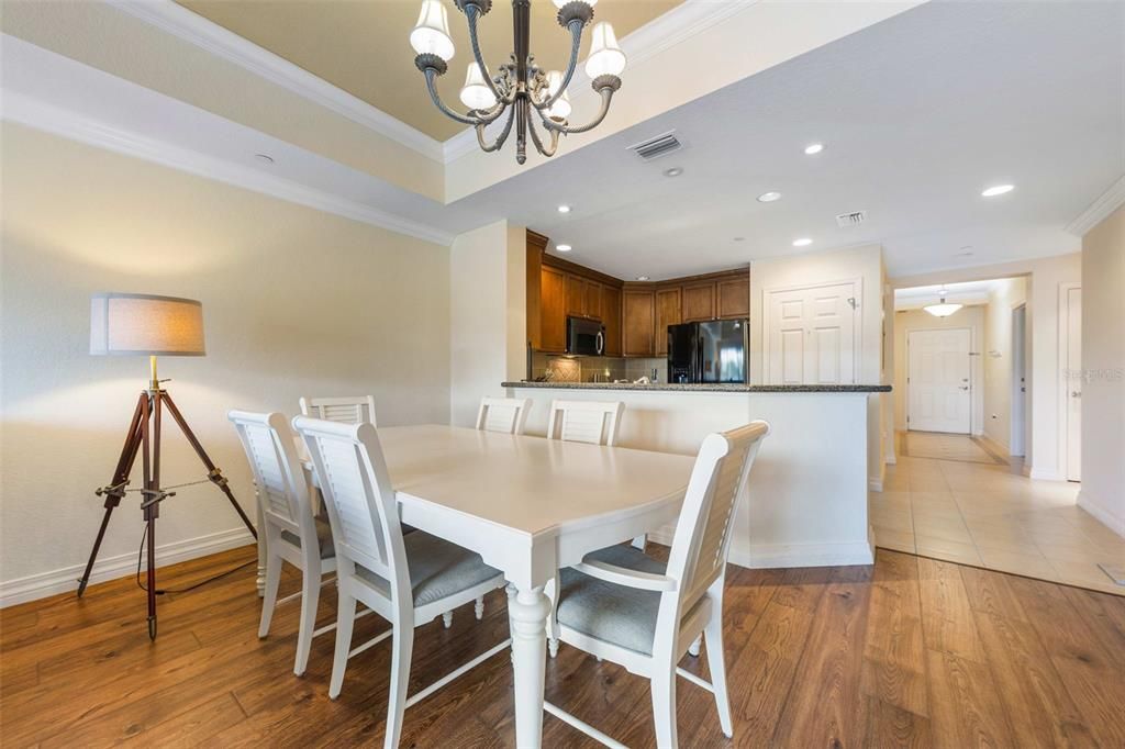 For Rent: $1,950 (3 beds, 3 baths, 1630 Square Feet)