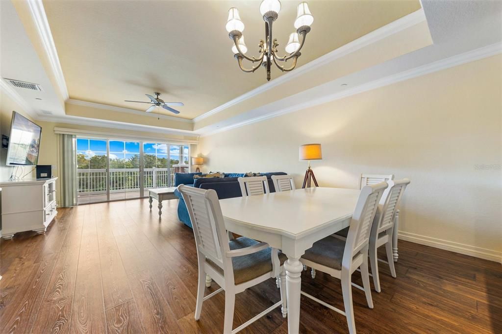 For Rent: $1,950 (3 beds, 3 baths, 1630 Square Feet)