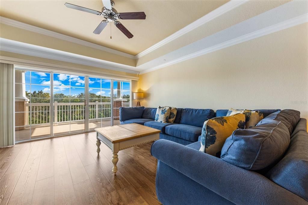 For Rent: $1,950 (3 beds, 3 baths, 1630 Square Feet)