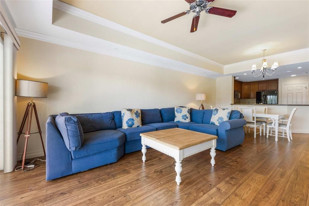 For Rent: $1,950 (3 beds, 3 baths, 1630 Square Feet)