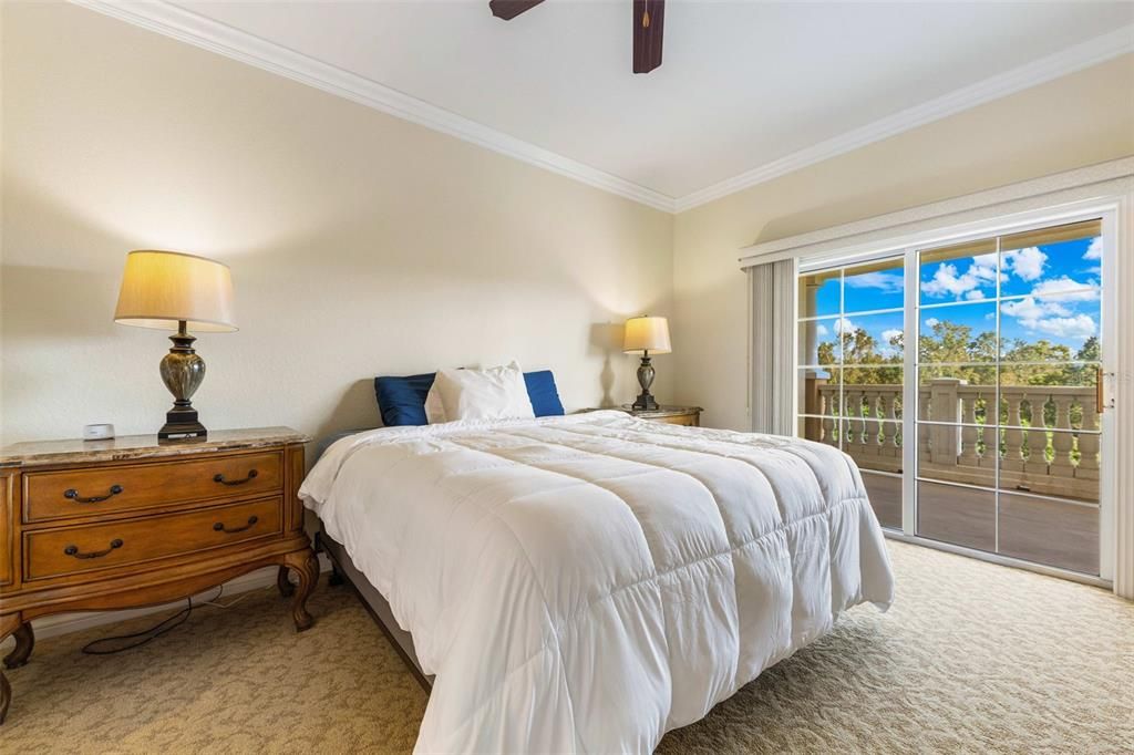 For Rent: $1,950 (3 beds, 3 baths, 1630 Square Feet)