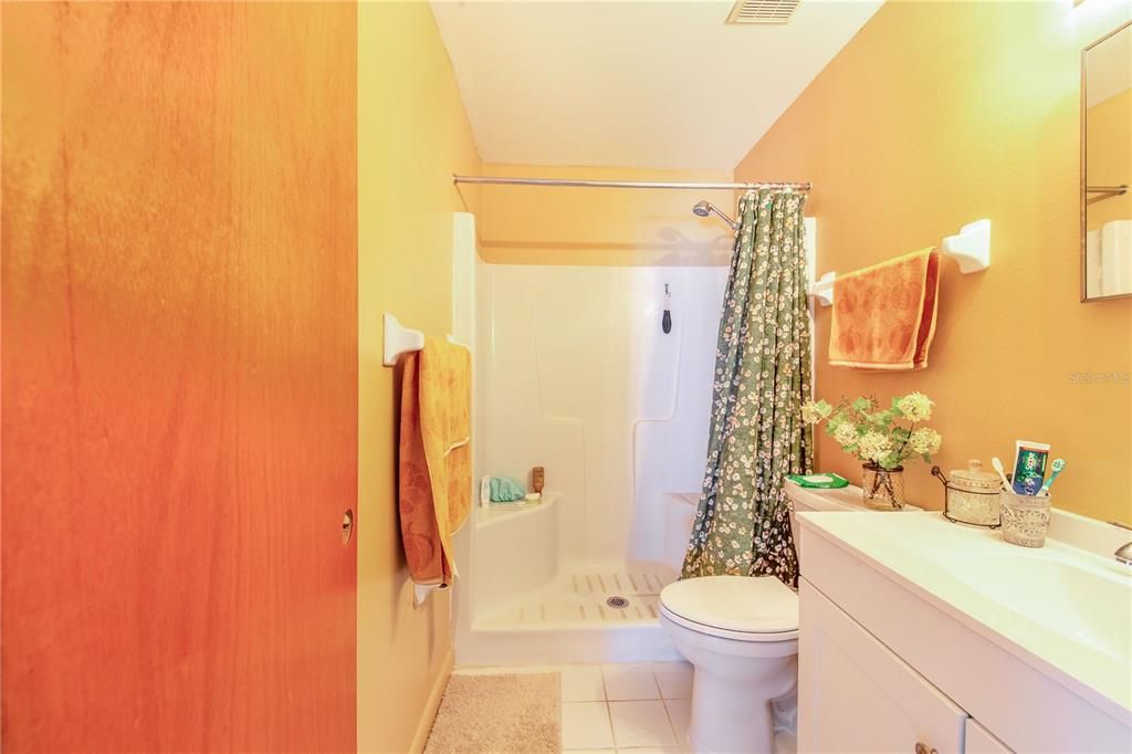 На продажу: $159,000 (2 спален, 2 ванн, 858 Квадратных фут)