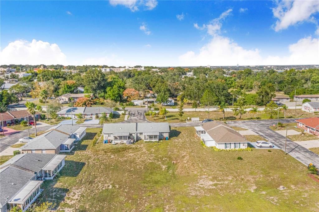 На продажу: $159,000 (2 спален, 2 ванн, 858 Квадратных фут)