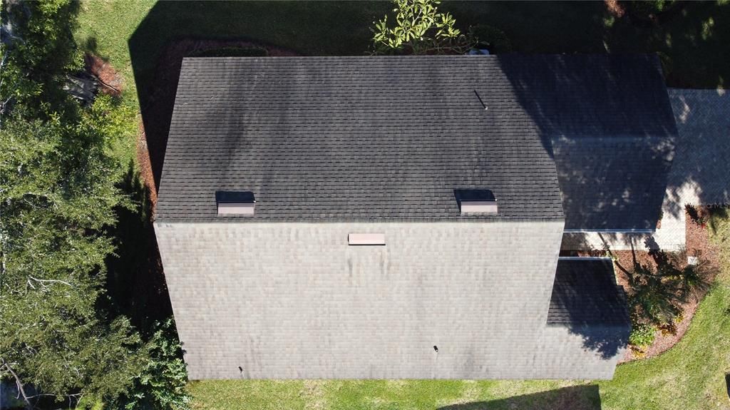 For Sale: $339,900 (2 beds, 2 baths, 1441 Square Feet)