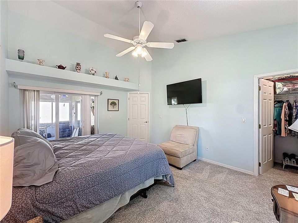 For Sale: $339,900 (2 beds, 2 baths, 1441 Square Feet)