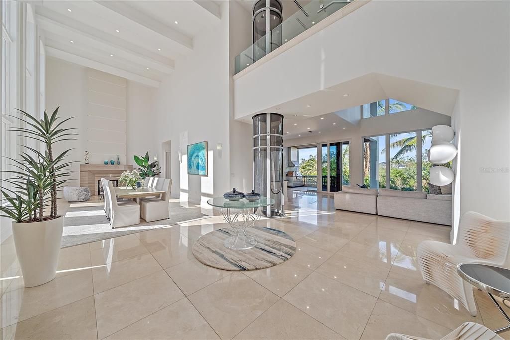 For Sale: $5,499,000 (6 beds, 5 baths, 7099 Square Feet)