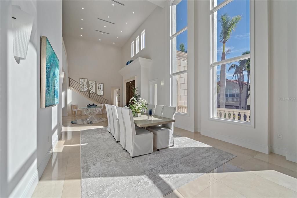 For Sale: $5,499,000 (6 beds, 5 baths, 7099 Square Feet)