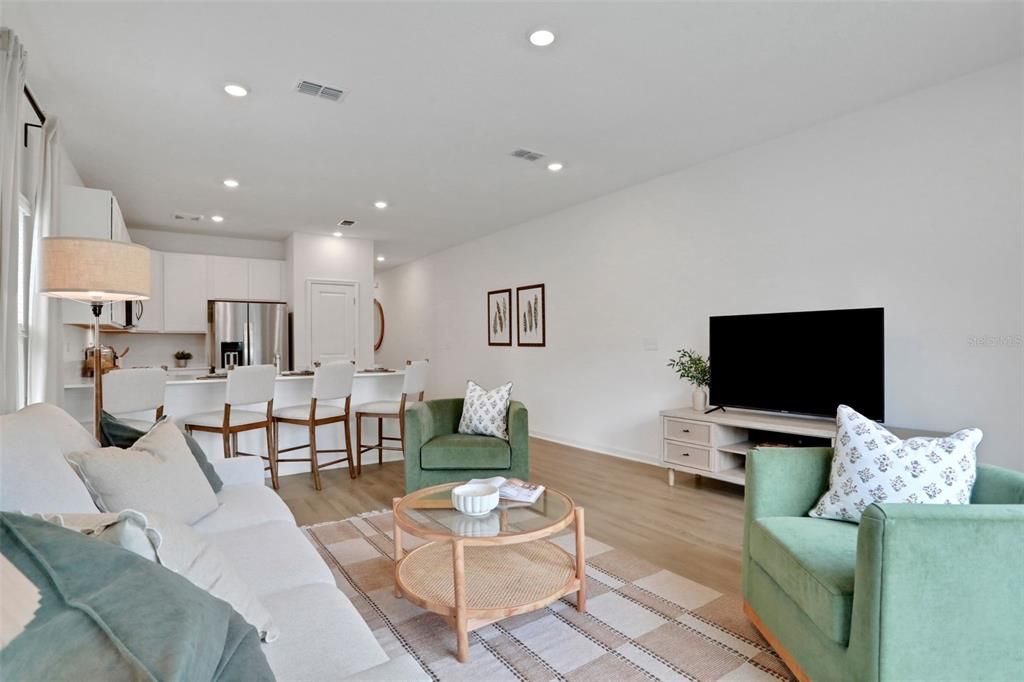 В аренду: $1,745 (4 спален, 2 ванн, 1554 Квадратных фут)