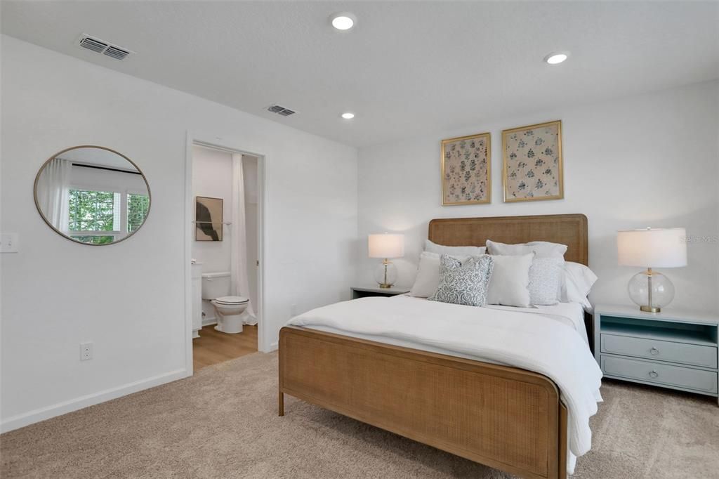 В аренду: $1,745 (4 спален, 2 ванн, 1554 Квадратных фут)