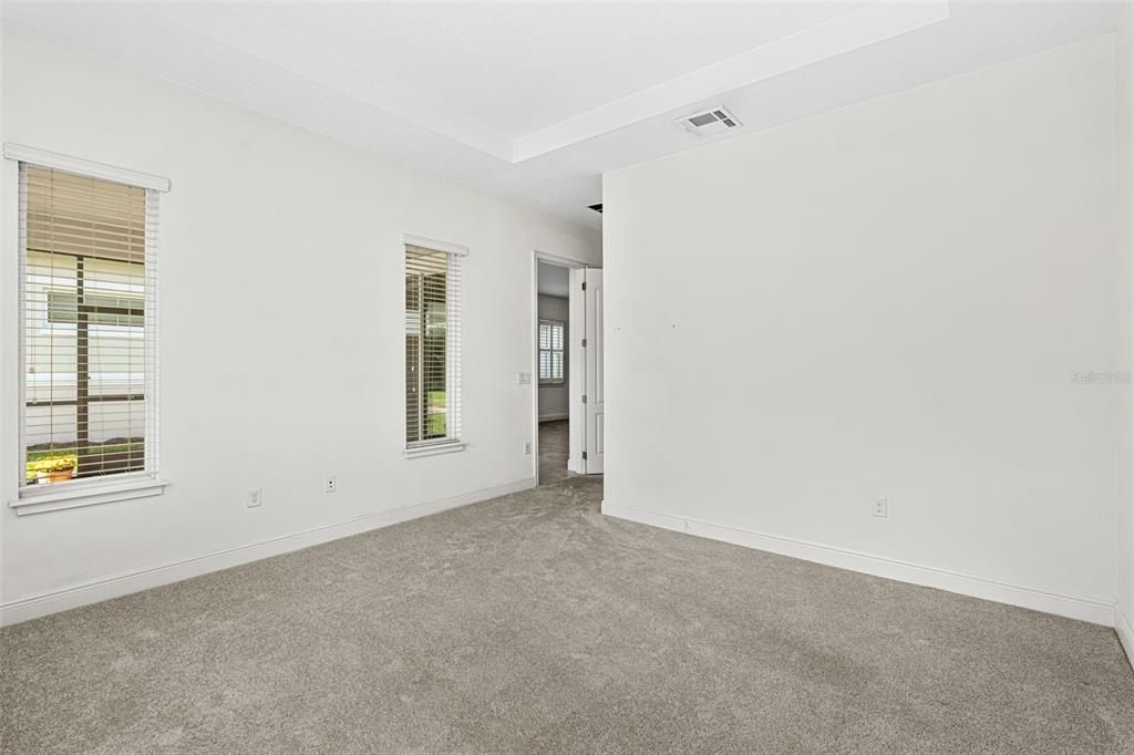 Activo con contrato: $289,900 (2 camas, 2 baños, 1346 Pies cuadrados)