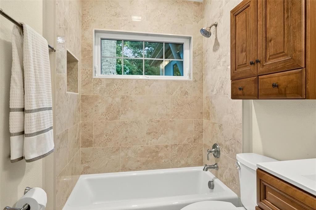 For Sale: $1,098,000 (3 beds, 3 baths, 2197 Square Feet)