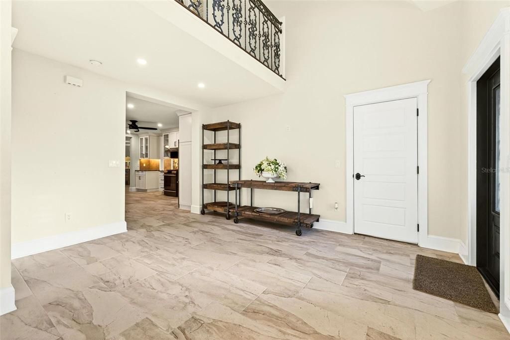 For Sale: $1,098,000 (3 beds, 3 baths, 2197 Square Feet)