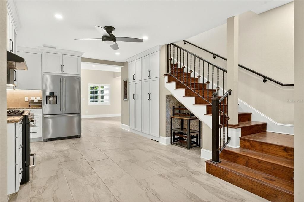 For Sale: $1,098,000 (3 beds, 3 baths, 2197 Square Feet)