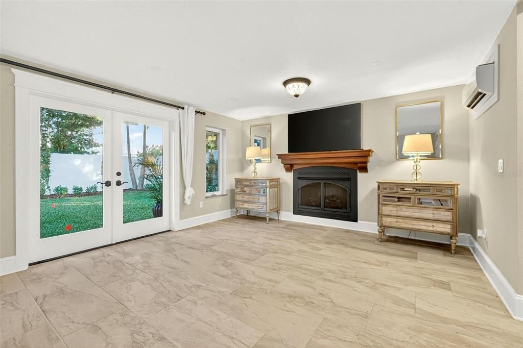 For Sale: $1,098,000 (3 beds, 3 baths, 2197 Square Feet)