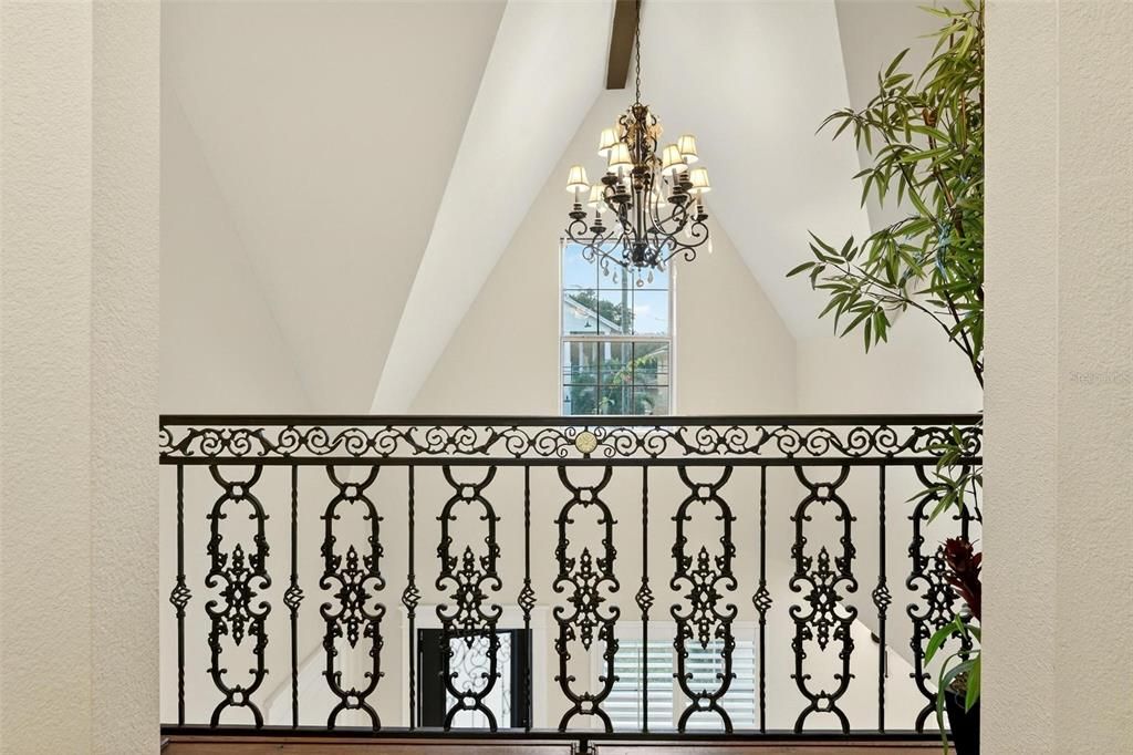 For Sale: $1,098,000 (3 beds, 3 baths, 2197 Square Feet)