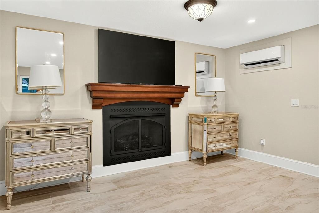 For Sale: $1,098,000 (3 beds, 3 baths, 2197 Square Feet)