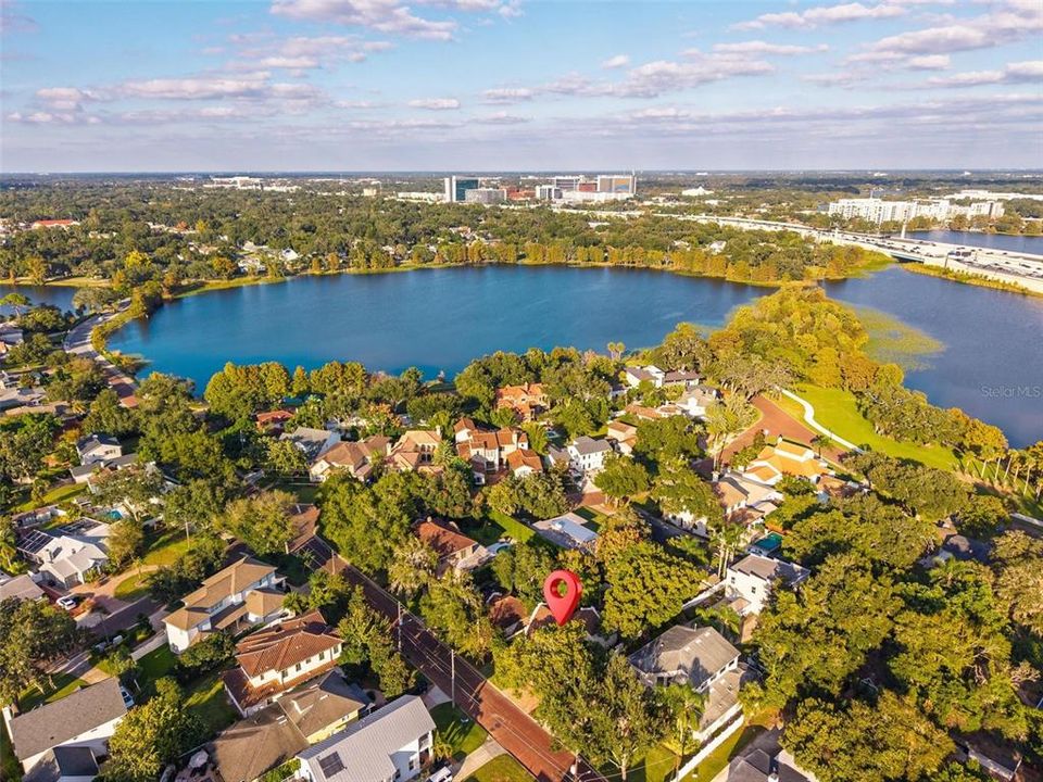 For Sale: $1,098,000 (3 beds, 3 baths, 2197 Square Feet)