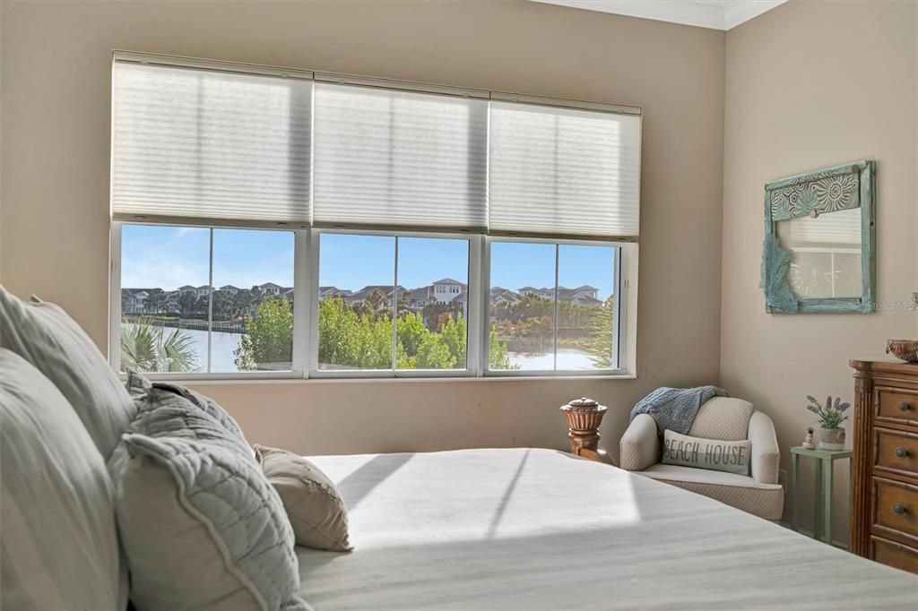 For Sale: $820,000 (3 beds, 3 baths, 1994 Square Feet)