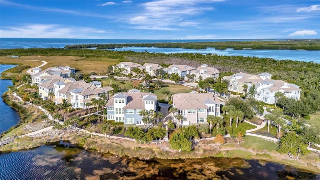 For Sale: $820,000 (3 beds, 3 baths, 1994 Square Feet)