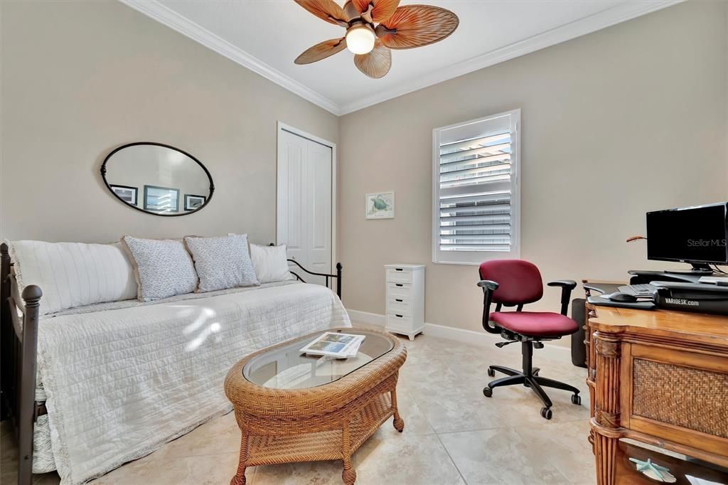 For Sale: $820,000 (3 beds, 3 baths, 1994 Square Feet)