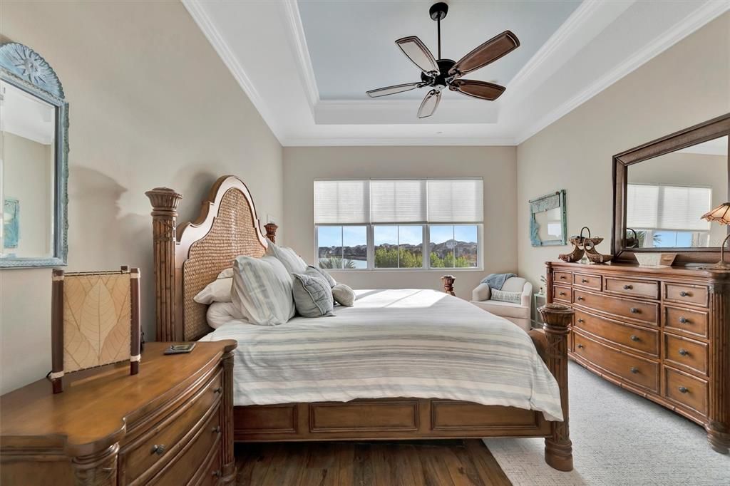 For Sale: $820,000 (3 beds, 3 baths, 1994 Square Feet)