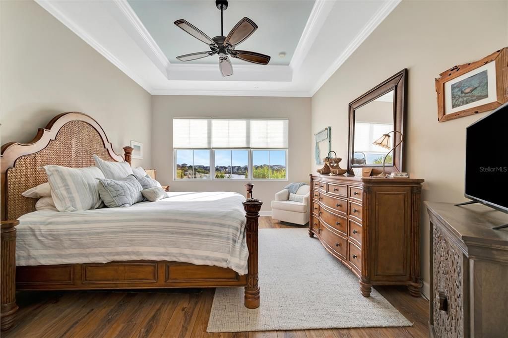 For Sale: $820,000 (3 beds, 3 baths, 1994 Square Feet)