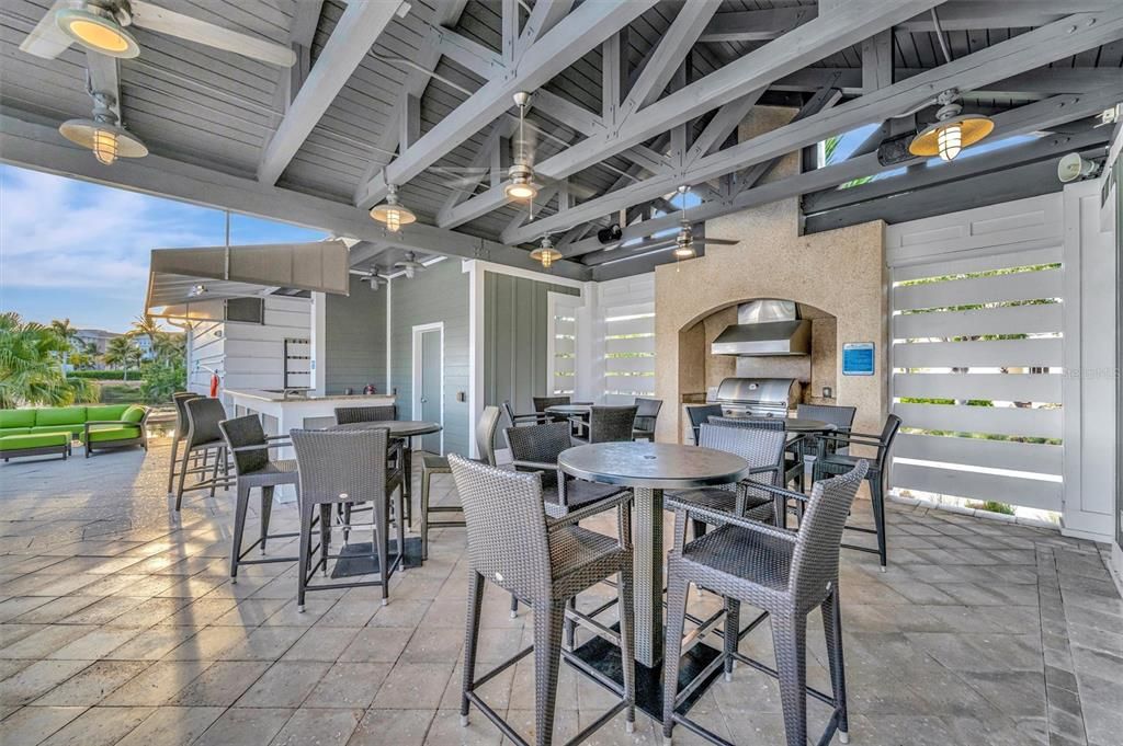 For Sale: $820,000 (3 beds, 3 baths, 1994 Square Feet)