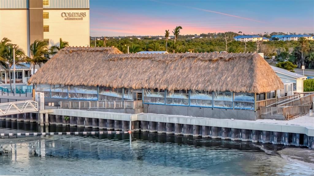 For Sale: $820,000 (3 beds, 3 baths, 1994 Square Feet)