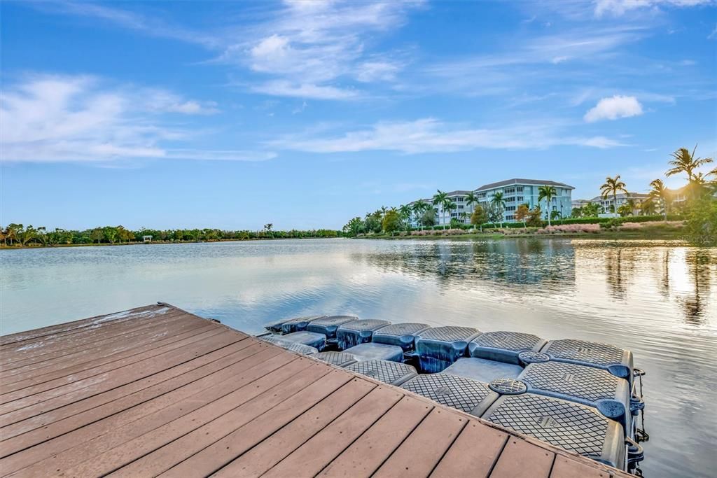 For Sale: $820,000 (3 beds, 3 baths, 1994 Square Feet)