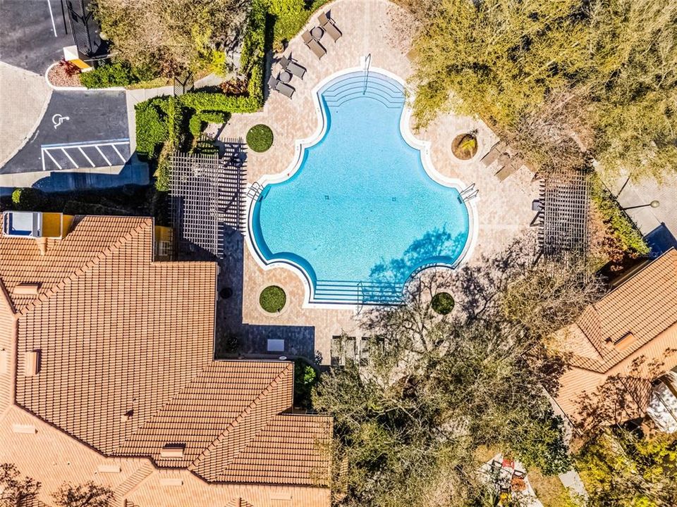 待售: $205,000 (1 贝兹, 1 浴室, 621 平方英尺)