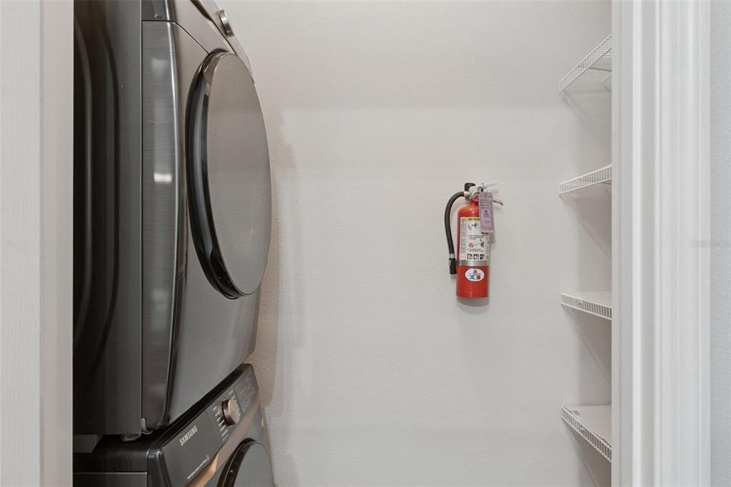 待售: $205,000 (1 贝兹, 1 浴室, 621 平方英尺)