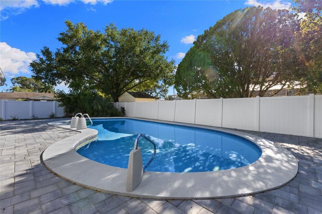 Active With Contract: $649,999 (5 beds, 3 baths, 2782 Square Feet)