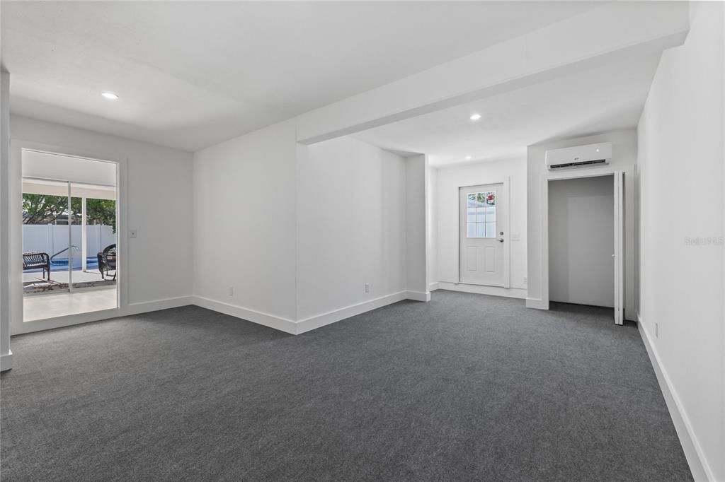 Active With Contract: $649,999 (5 beds, 3 baths, 2782 Square Feet)