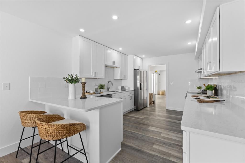 Active With Contract: $649,999 (5 beds, 3 baths, 2782 Square Feet)