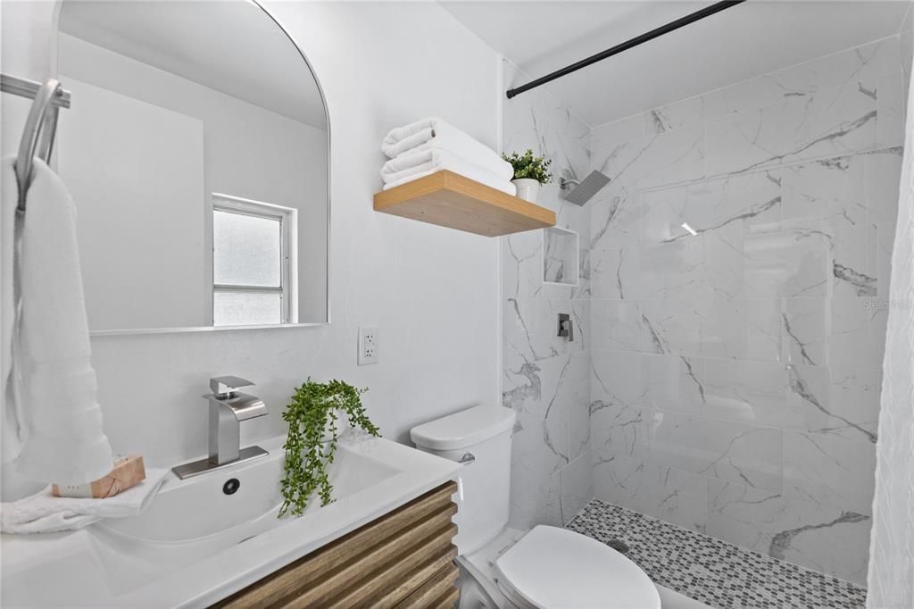 Active With Contract: $649,999 (5 beds, 3 baths, 2782 Square Feet)