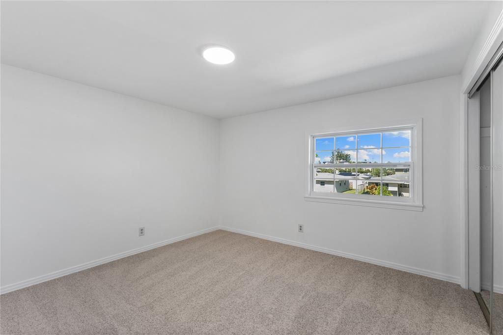 Active With Contract: $649,999 (5 beds, 3 baths, 2782 Square Feet)