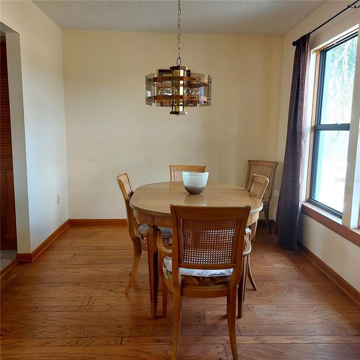 For Sale: $869,000 (3 beds, 2 baths, 2022 Square Feet)