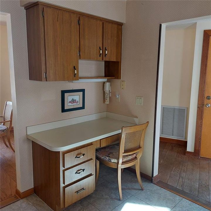 For Sale: $869,000 (3 beds, 2 baths, 2022 Square Feet)