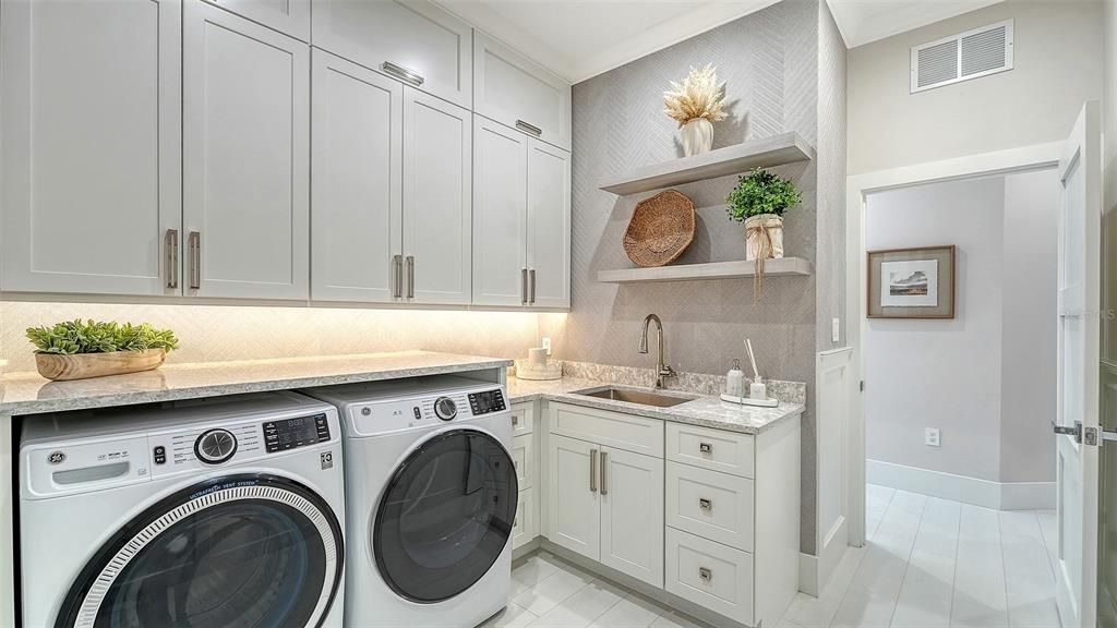 For Sale: $1,775,000 (4 beds, 3 baths, 3199 Square Feet)