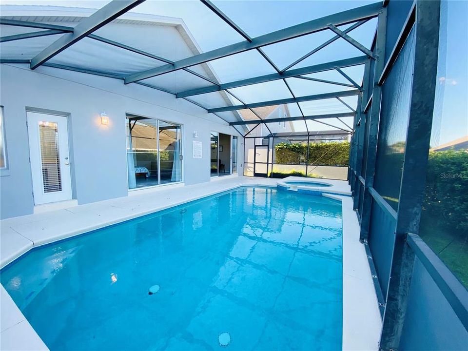 Active With Contract: $2,250 (4 beds, 3 baths, 1942 Square Feet)