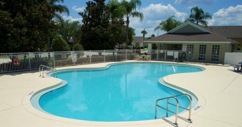 Active With Contract: $2,250 (4 beds, 3 baths, 1942 Square Feet)