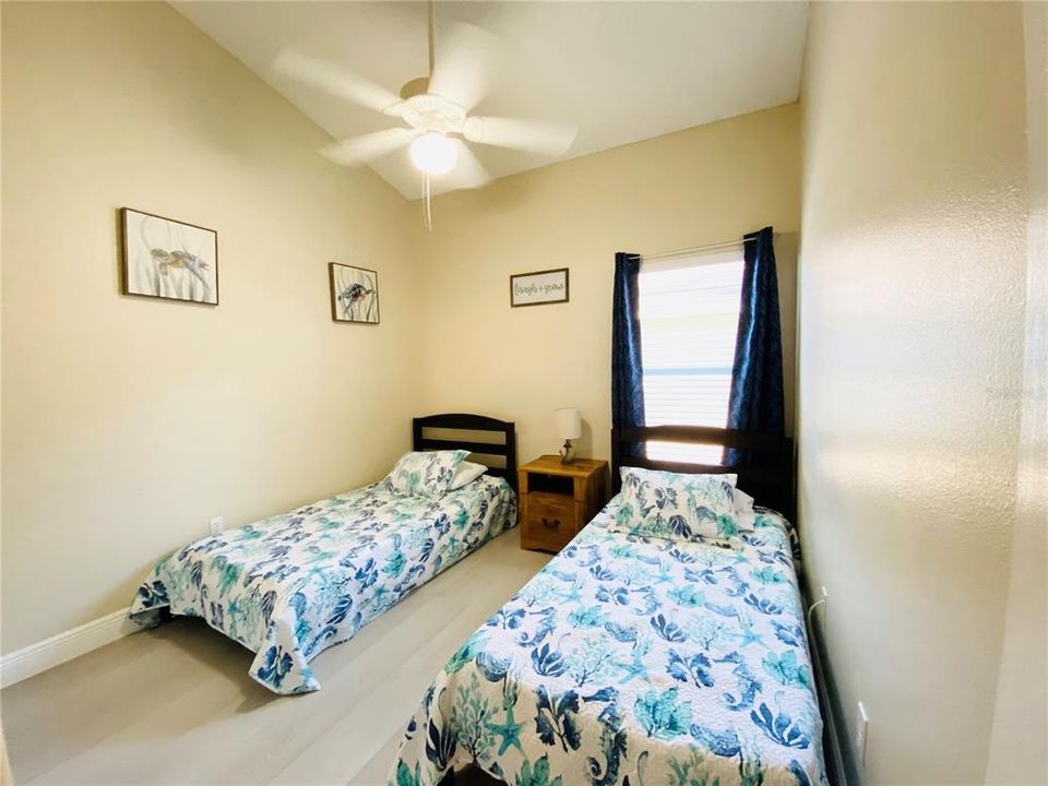 Active With Contract: $2,250 (4 beds, 3 baths, 1942 Square Feet)