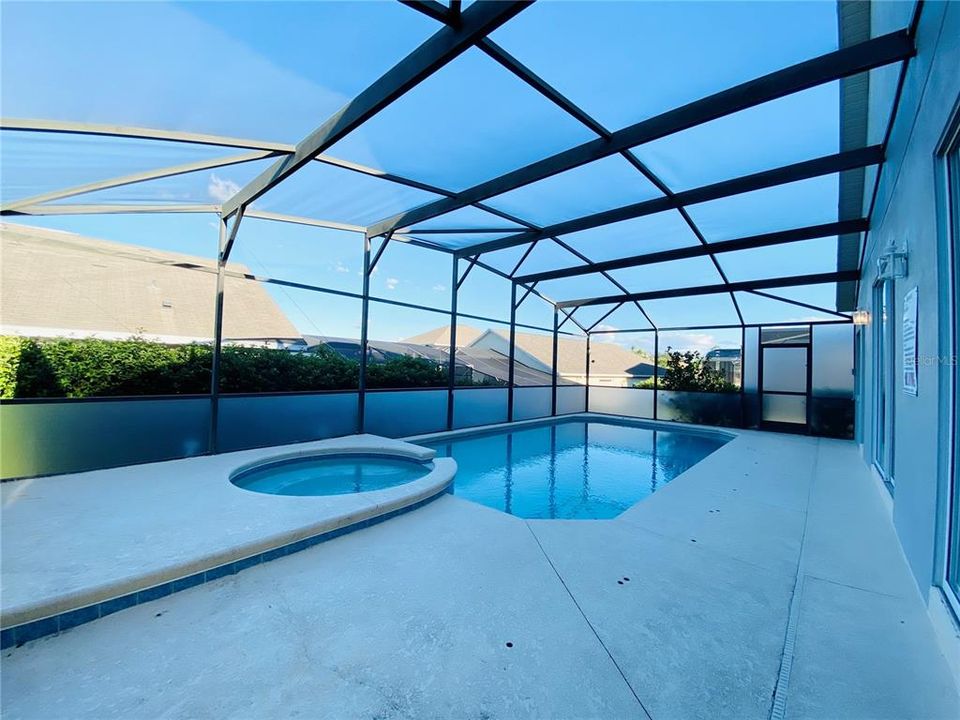 Active With Contract: $2,250 (4 beds, 3 baths, 1942 Square Feet)