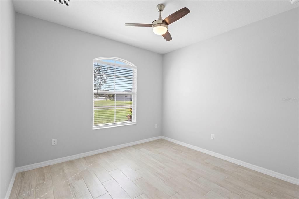 待售: $407,400 (3 贝兹, 2 浴室, 1646 平方英尺)