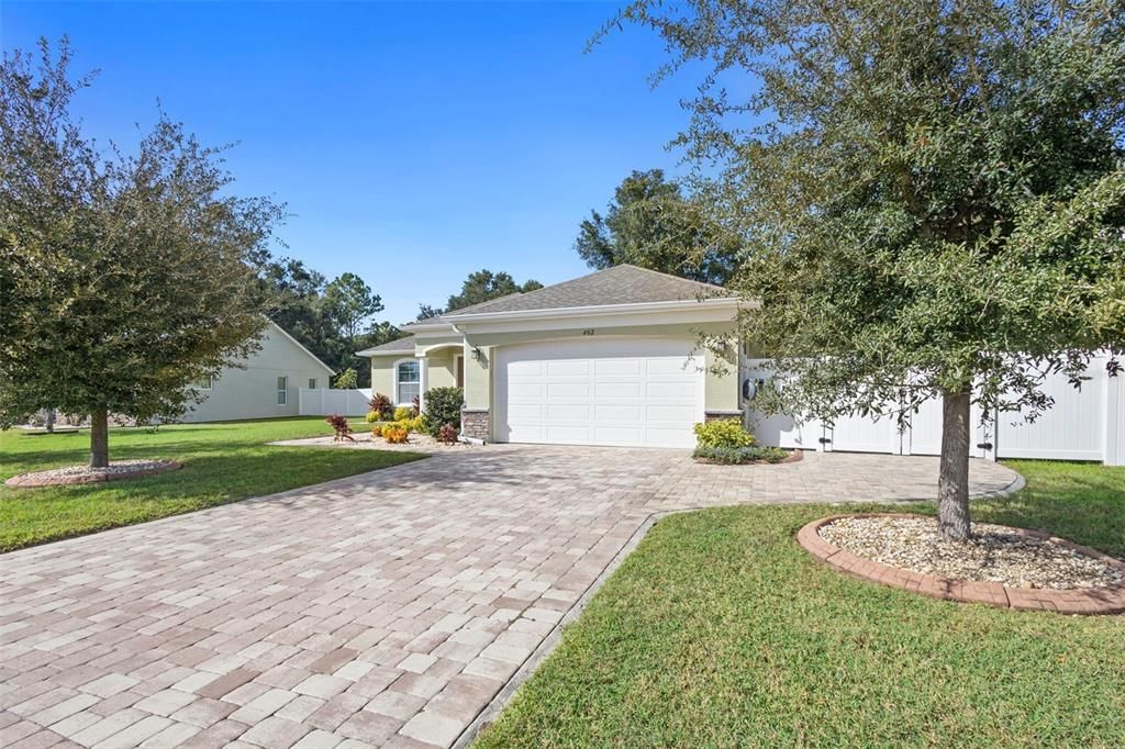 待售: $407,400 (3 贝兹, 2 浴室, 1646 平方英尺)