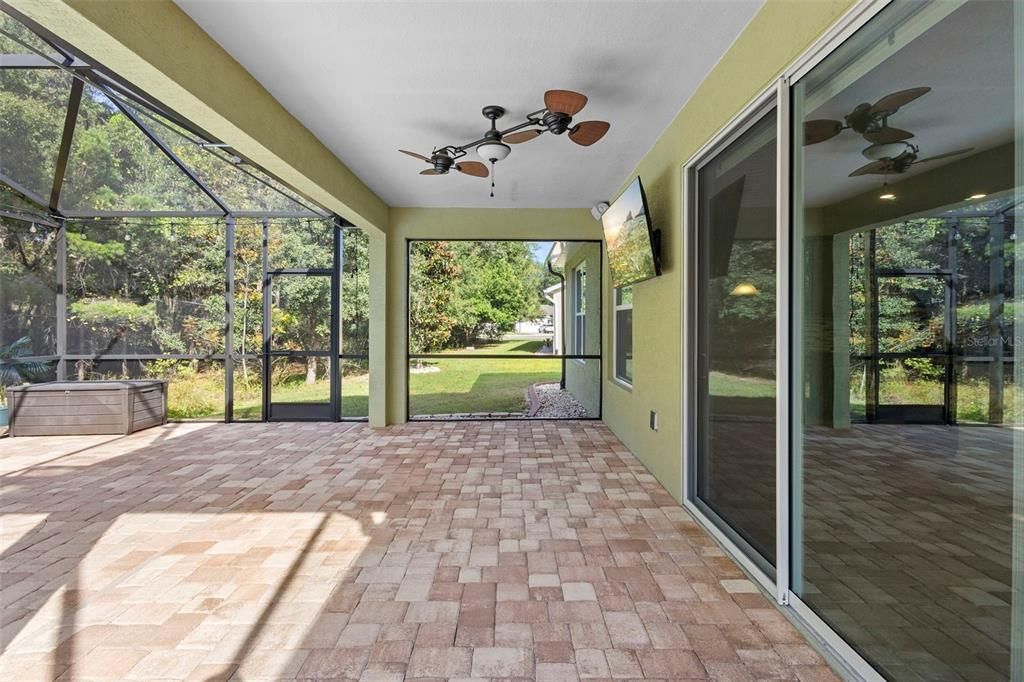 待售: $407,400 (3 贝兹, 2 浴室, 1646 平方英尺)