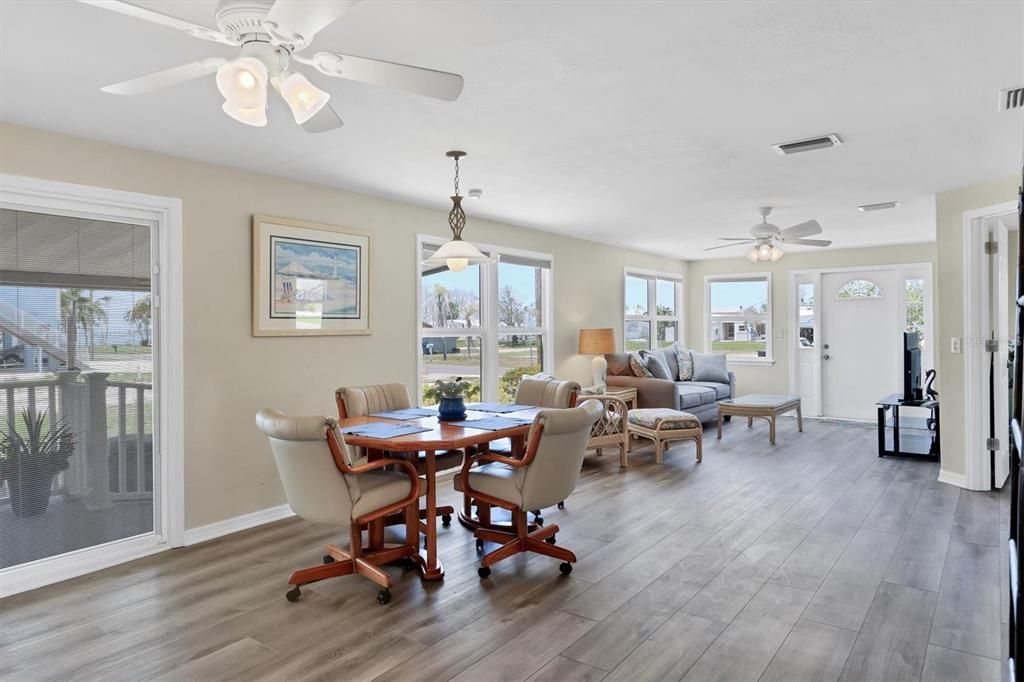 待售: $429,000 (3 贝兹, 2 浴室, 1344 平方英尺)