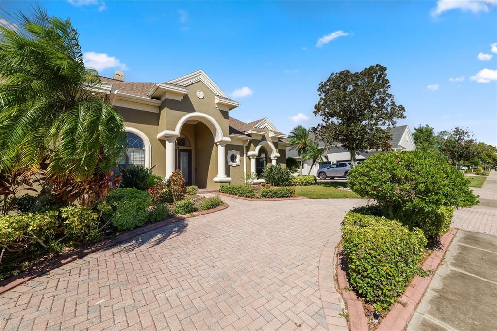 For Sale: $815,000 (4 beds, 3 baths, 3343 Square Feet)